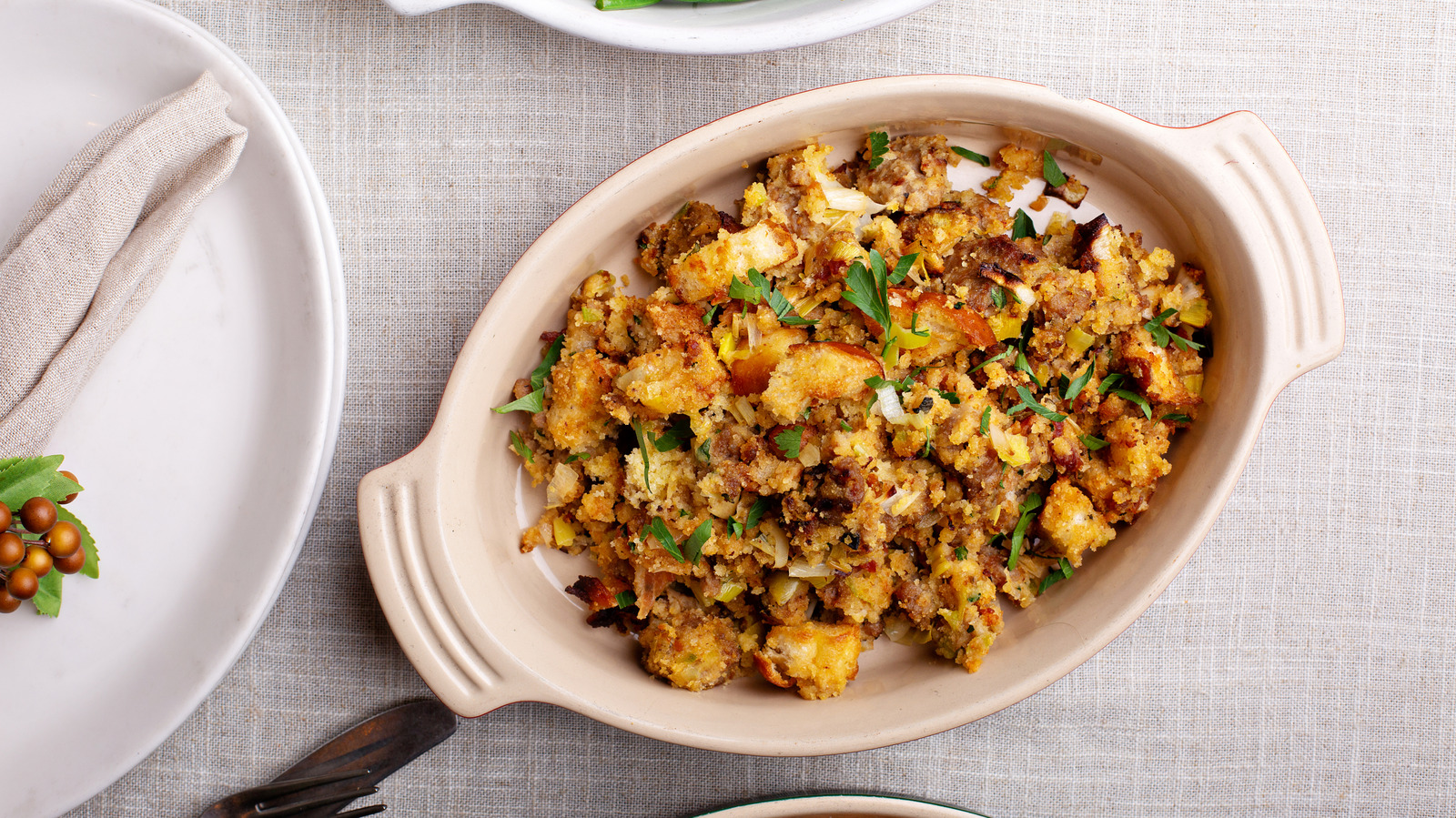 Homemade Thanksgiving Stuffing: Avoid Soggy & Master Flavor